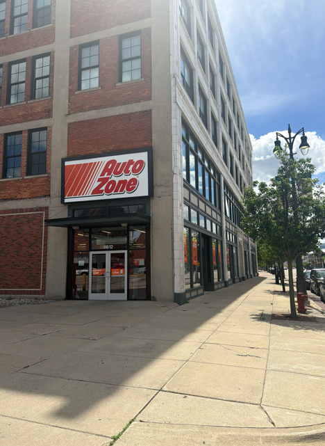 AutoZone Auto Parts in Southgate
