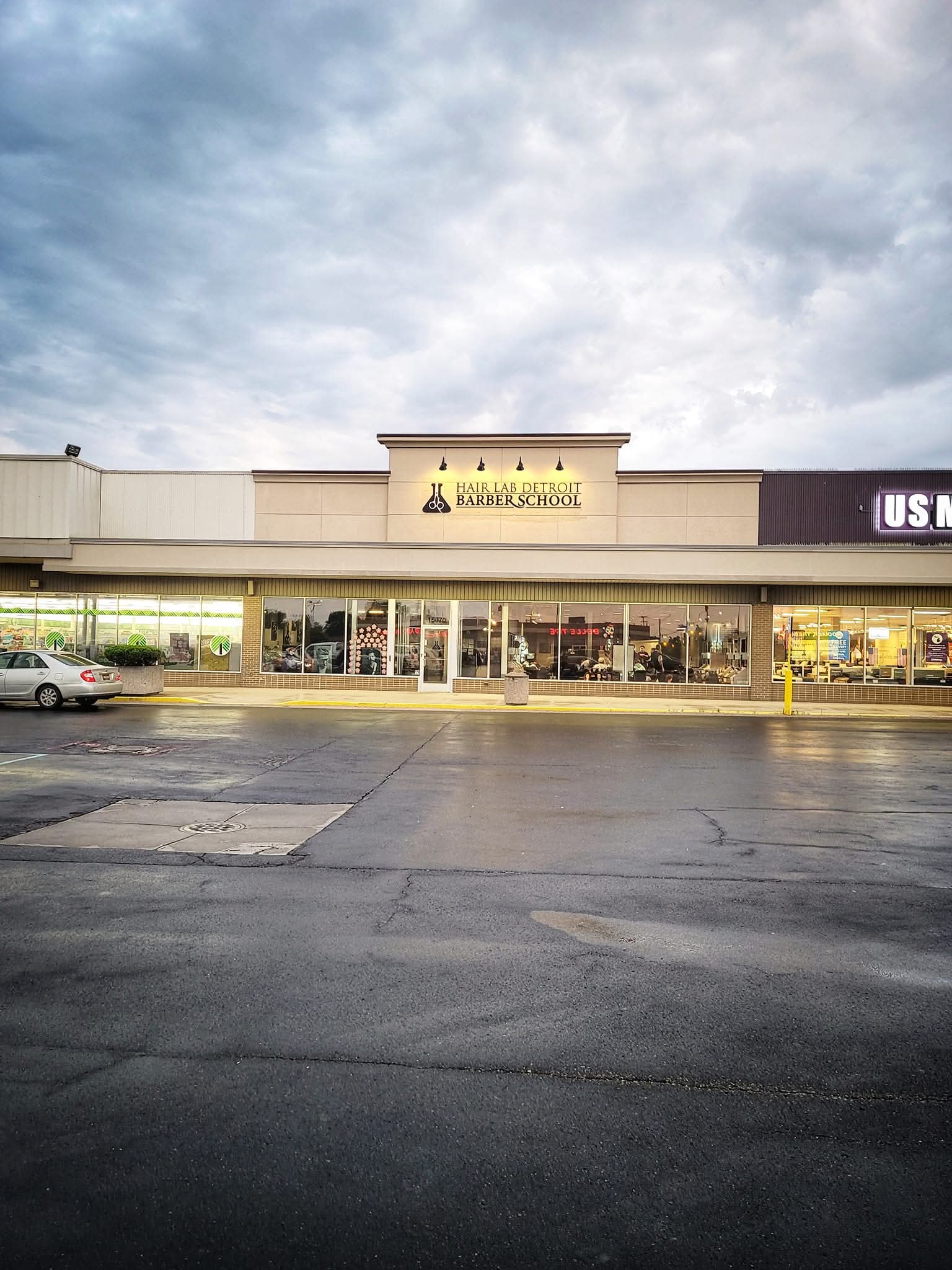 Look Sharp in Southgate: Cuts, Color and Nails