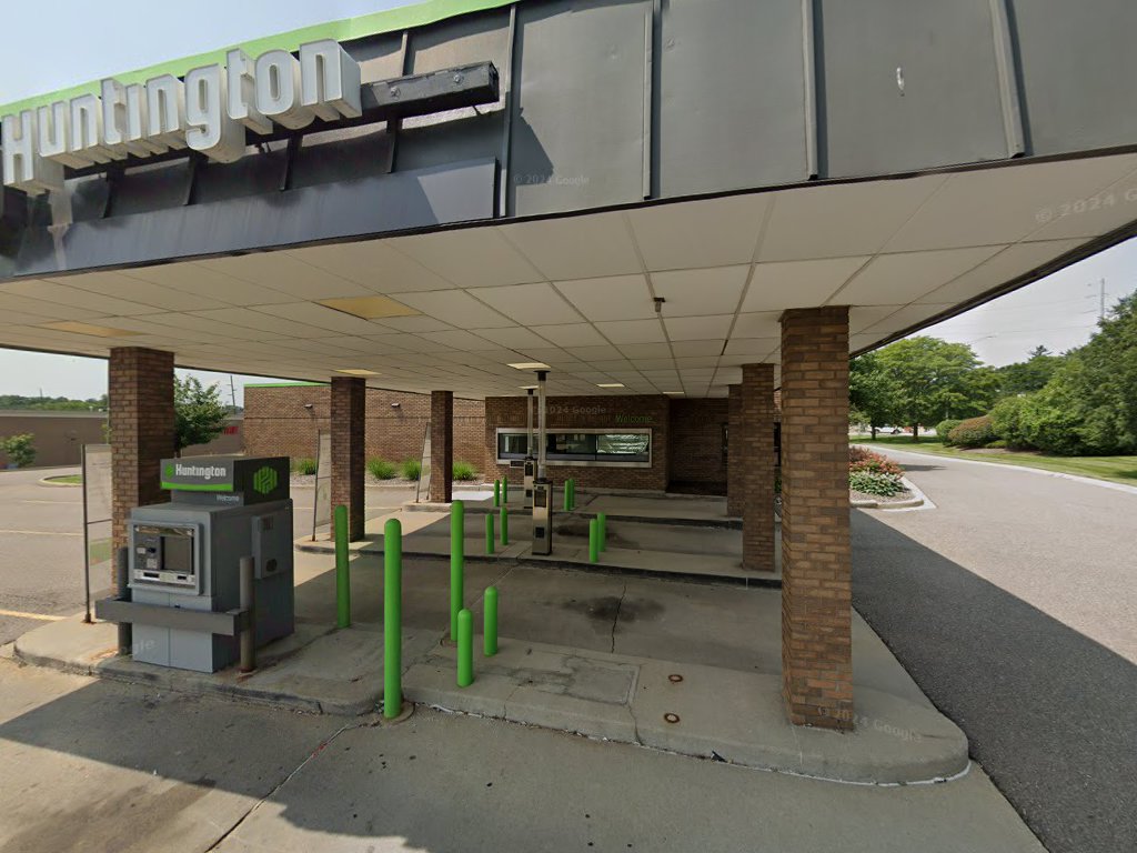 Huntington Bank in Southgate