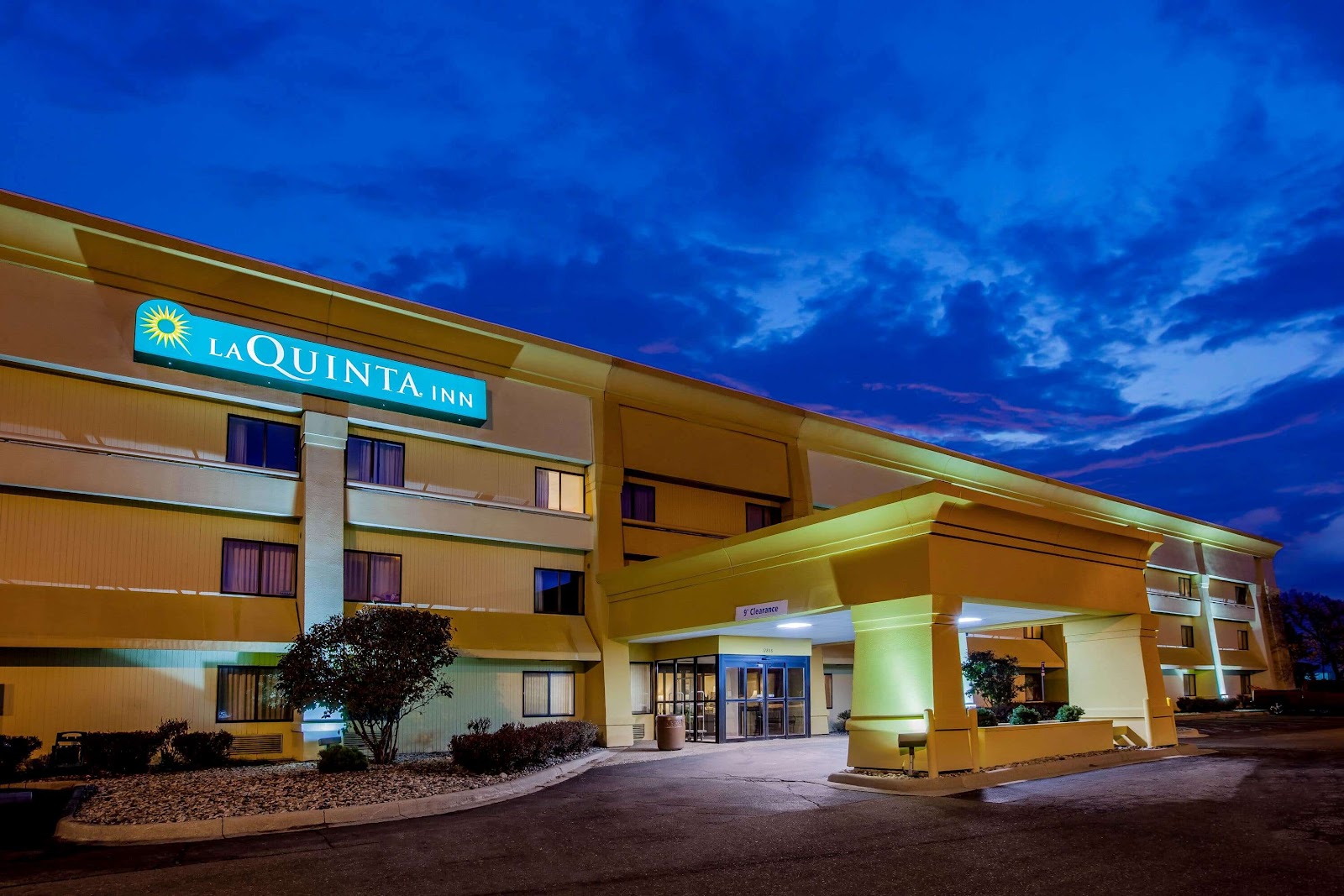 La Quinta Inn by Wyndham Detroit Southgate — photo