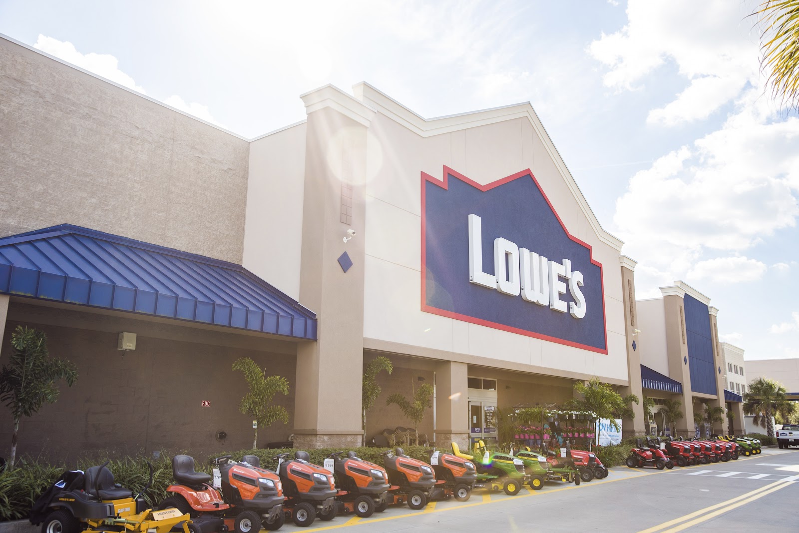 Lowe's Home Improvement — photo