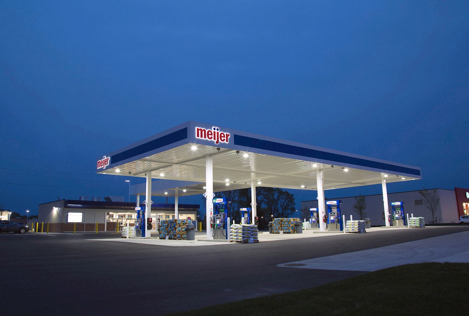Meijer Express Gas Station in Southgate