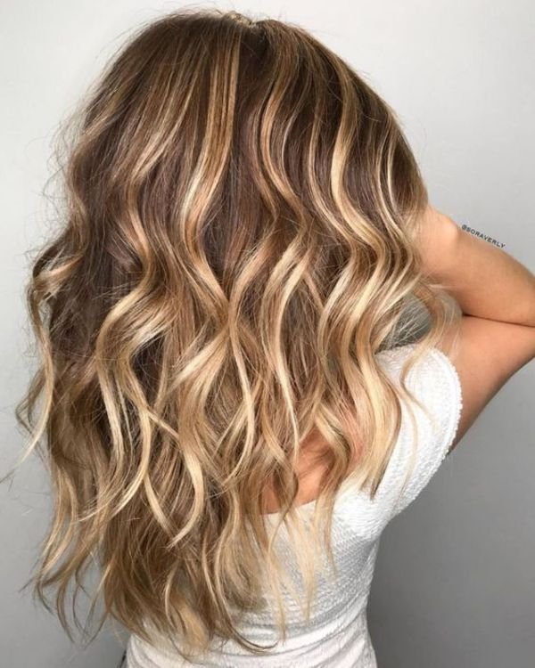 Mira Hair Salon LLC in Southgate