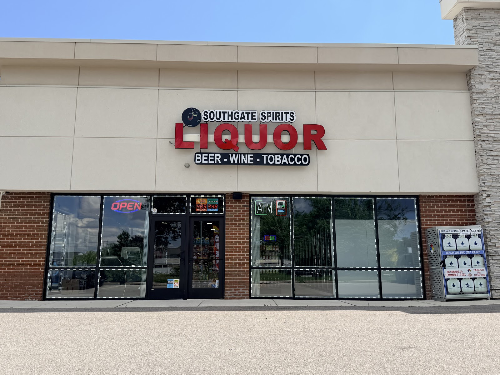 Southgate Spirits | Liquor, Beer, Wine & Tobacco — photo