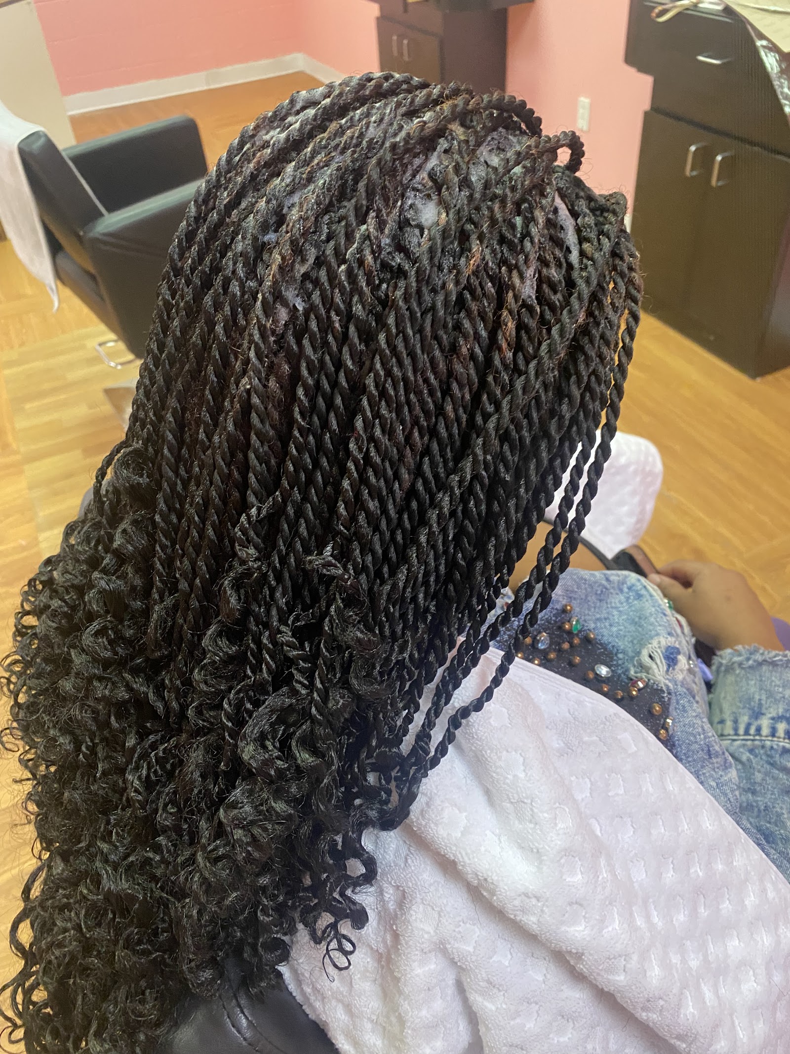 YA AFRICAN HAIR BRAIDING — photo